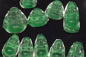 新发现的俄罗斯玻璃种？你看看值钱吗？图片