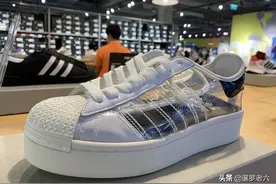 疫情期间逛逛泰国的奥特莱斯，阿迪达斯专卖店，球鞋惊喜多图片