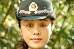 汤晓燕7岁练书法，16岁为书协最年轻会员，人多努力就多幸运图片