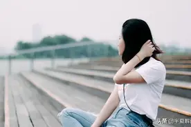 45岁婆婆生二胎，丈夫要求妻子伺候，妻子：离婚，我养不起你弟弟图片