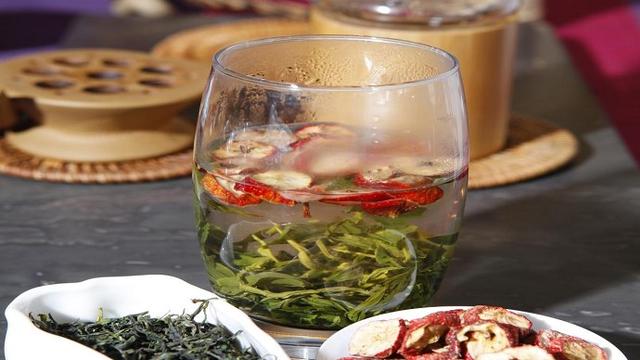 这五种荷叶茶让你在夏天无惧炎热，七大禁忌要了解