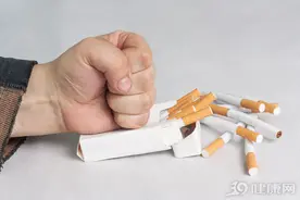 长期抽烟的人突然戒烟，更伤害身体？医生终于说出真实原因图片