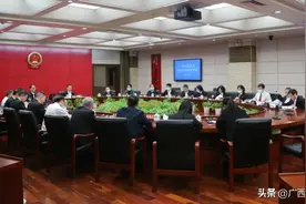 2021广西两会 | 自治区高级法院党组连夜召开会议，听取代表审议法院工作报告的意见建议图片