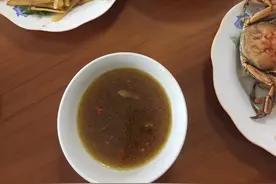 回娘家，妈妈炖老鸭汤，放了灵芝当归等药材，父母恩永远还不清图片