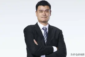 “巨人”姚明：篮球场外的非常生活图片