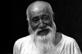 老祖宗告诫“老不泄残精，少不食壮火，富不住大屋，穷不行远路”图片