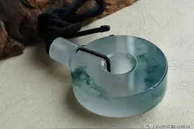 行家讲述翡翠平安扣背后的故事！你知道它有几种造型吗？图片