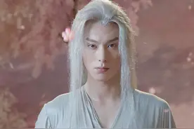 《遇龙》开播槽点多：男主假发劣质全程面瘫，无滤镜真实到卡粉图片