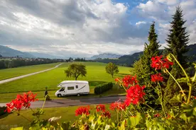 房车，正在影响我们的生活和未来图片