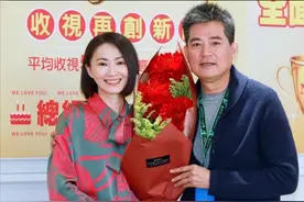 恭喜！43岁女星与66岁老戏骨登记结婚，将积极备孕，两人情牵20年图片