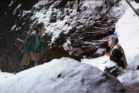 日本的习俗有多可怕？老人满70岁，就会被儿子背山里饿死！剧情片图片