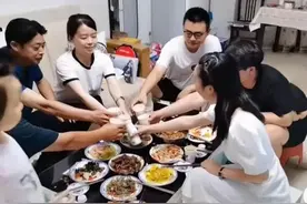 许妈为何过得很凄惨，看看田静的处事原则就知道，差别很大图片