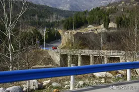 走在龙翔的山路上，这里处处好风光图片