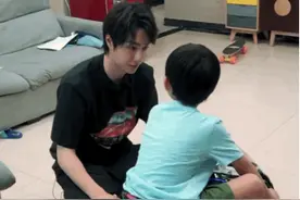 王一博化身奶爸带娃，有被这样的“父亲”粉到吗？图片