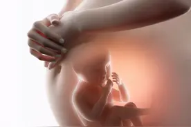“生二胎的时候顺便结扎吧”，丈夫一句话，妻子含恨记了一辈子图片