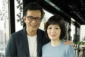 梁洁华去世，生前赞黄日华是100分好老公，关礼杰为黄日华打气图片