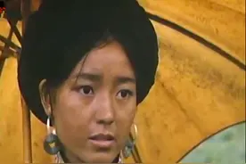 一个被卖进大山里的洋人图片