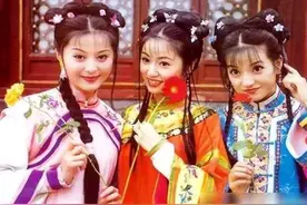 赵薇用17年原谅范冰冰，但一生不会原谅，骗她穿日本军旗装的女人图片