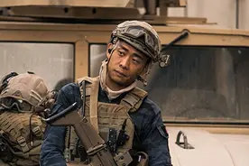 油头粉面就不要演军人了！这6位演员告诉你，什么才叫英姿飒爽图片