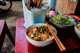 “筷不成五，菜不摆三，席不成六”有什么说法吗？说的是啥意思？图片