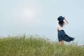 过得幸福的女人，往往在这四个方面很“干净”图片