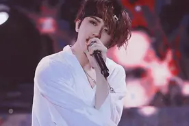 蔡徐坤《情人》四机位Focus~感谢遇见你图片