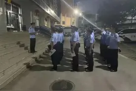 柳州：柳江出动150名警力进行大清查，有娱乐场所被查封了~图片