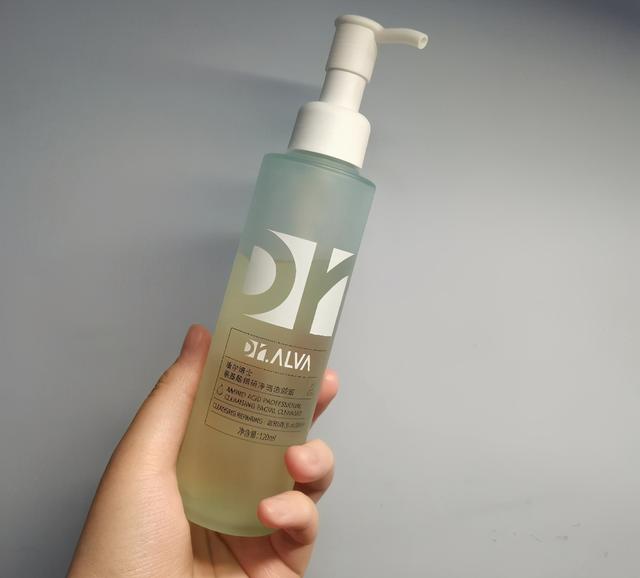 鑹績娲楅潰濂讹細闈炲父娓呯埥锛岀粏鑷存瘺瀛旓紝鍘荤棙鐥樺幓鐥樺嵃鎻愪寒鑲よ壊