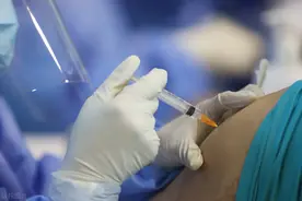 转告所有人：只打一针的新冠疫苗来了！但皮肤病人要注意图片