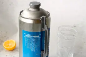 买啤酒，别买低成本的“水啤”了，这4款国产啤酒，用料纯正好喝图片