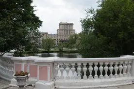 国家开放大学的学习形式是怎样的？哪些人可以报考？图片