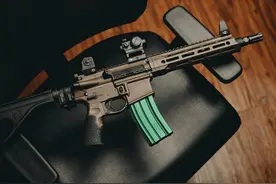 丹尼尔防务公司枪械欣赏，定制装备品质精良，特种作战的首选图片