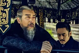 曹操派刺客杀司马懿，眼见得手曹操却饶他一命，才有48年后的悲剧图片