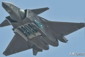 据悉，歼20部署沿海15分钟可抵达台湾上空图片