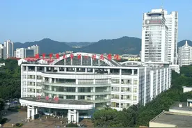 川渝地区医药类高校排位：陆军军医大学第1、重医第2、成中医第3图片