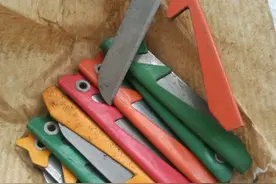 七八十年代供销社卖的文具用品，图二学生必备，图八“土豪”专属图片