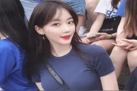 曝光95后女教师与70后中年男家长的尴尬聊天记录！哈哈哈哈哈哈哈图片