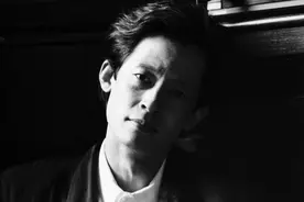 老戏骨王志文：从入错行到台词之王，多段不负责任的情史太精彩图片