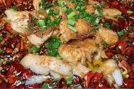 鞍山这家藏在巷子里的音乐餐厅，歌好听，菜也好吃图片