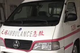 听政协委员讲国家一级文物救护车的故事图片