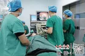 十堰女子被怪病折磨，水都喝不进去...发病率十万分之一图片