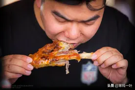 不加孜然只放一点盐，这才是正宗新疆烤羊肉串，那我以前吃的什么图片