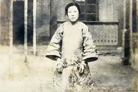 民国东北女匪"驼龙"：从妓女到土匪再到妓女，24岁被就地正法图片