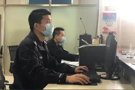 13岁男孩夜里走向深海……民警这波救援，走心了！图片