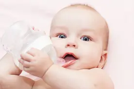 宝宝皮肤大面积红斑是咋的了？西安燕子月嫂分享图片