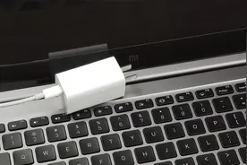 Zmi 65W多口充电器，出差出游，一个全搞定图片