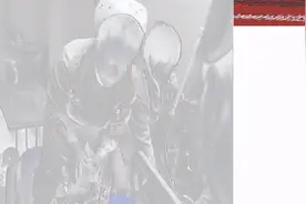 家长情绪失控到底多可怕？4岁女孩拉裤子，妈妈一时气愤猛踹一脚图片