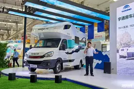 宇通推新款房车! 全新厢体技术30分钟内温降比比常规厢体低2°左右图片