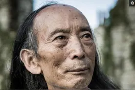 镜头下：大学教授隐居贵州山谷，耗尽一生精力打造艺术天堂图片