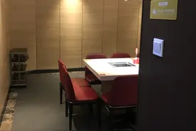 海口部分海底捞包间装有摄像头，你咋看？律师：需履行告知义务图片